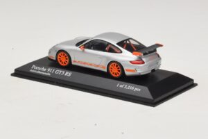 Porsche 911 997 GT3 RS Silber Minichamps 1:43 400066000 Druckguss — Bild 3 von 4