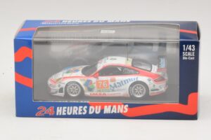 Porsche 911 997 GT3 RSR GT2 #76 R. Narac / J-K. Vernay / P. Pilet 24 Hours of Le Mans 2010 Minichamps 1:43 410106976 Druckgus — Bild 4 von 4