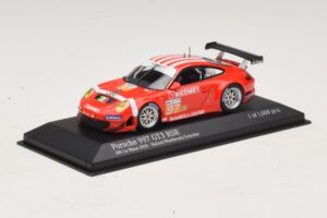 Porsche 911 997 GT3 RSR GT2 #97 M. Holzer / R. Westbrook 24 Hours of Le Mans 2010 Minichamps 1:43 410106997 Druckguss — Bild 2 von 4