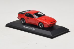 Porsche 924 GT Rot Maxichamps 1:43 940066120 Druckguss — Bild 3 von 4