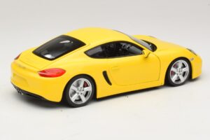 Porsche Cayman 981 Gelb Minichamps 1:18 110062220 Druckguss — Bild 3 von 8