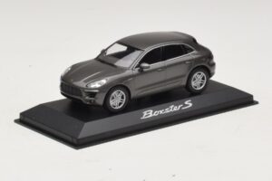 Porsche Macan S Diesel 95B Bronze Metallic Minichamps 1:43 WAP0201510E Druckguss — Bild 2 von 4