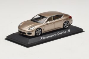 Porsche Panamera 970 Turbo S Bronze Metallic Minichamps 1:43 WAP0200600E Druckguss — Bild 2 von 4