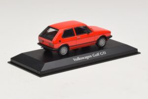 Volkswagen Golf GTI Mk1 Rot Maxichamps 1:43 940055170 Druckguss — Bild 2 von 4