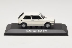 Volkswagen Golf GTI Mk1 Weiß Maxichamps 1:43 940055171 Druckguss