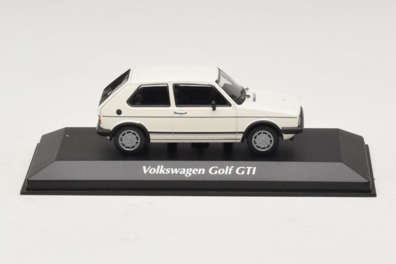 Volkswagen Golf GTI Mk1 Weiß Maxichamps 1:43 940055171 Druckguss