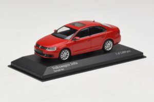 Volkswagen Jetta Mk6 Rot Minichamps 1:43 400059001 Druckguss — Bild 2 von 4