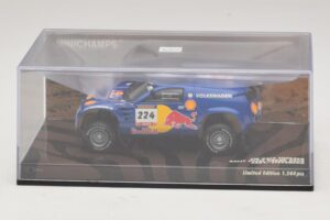 Volkswagen Race Touareg Red Bull #224 B. Saby / Stevenson Dakar Rally 2005 Minichamps 1:43 436045324 Druckguss — Bild 4 von 5