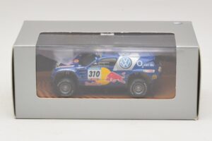 Volkswagen Race Touareg Red Bull #310 Händler Edition 2005 Minichamps 1:43 7LO099400PD310 Druckguss — Bild 5 von 5