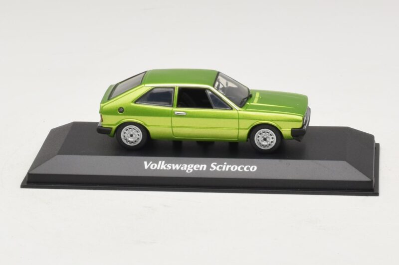 Volkswagen Scirocco Mk1 Grün Metallic Maxichamps 1:43 940050420 Druckguss
