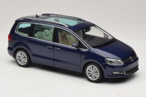 Volkswagen Sharan Blue Metallic Minichamps 1:18 110051000 Druckguss — Bild 5 von 8