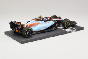 Williams Racing FW45 #2 L. Sargeant Singapore GP 2023 Minichamps 1:18 117231602 Druckguss — Bild 2 von 7