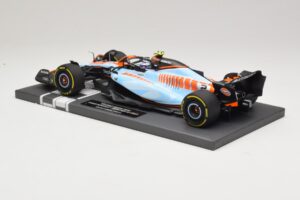 Williams Racing FW45 #2 L. Sargeant Singapore GP 2023 Minichamps 1:18 117231602 Druckguss — Bild 5 von 7