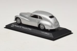 Alfa Romeo 6C 2500 Freccia d'Oro Silber Minichamps 1:43 400120480 Druckguss — Bild 3 von 5