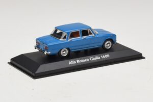 Alfa Romeo Giulia 1600 Blau Maxichamps 1:43 940120900 Druckguss — Bild 2 von 5