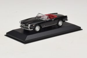 Alfa Romeo Giulia Spider Schwarz Minichamps 1:43 400120730 Druckguss — Bild 2 von 5