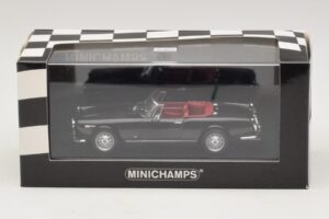 Alfa Romeo Giulia Spider Schwarz Minichamps 1:43 400120730 Druckguss — Bild 5 von 5