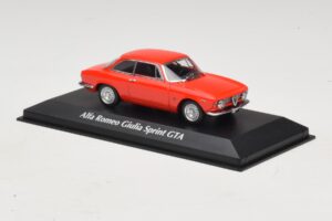 Alfa Romeo Giulia Sprint GTA Rot Maxichamps 1:43 940120440 Druckguss — Bild 3 von 5
