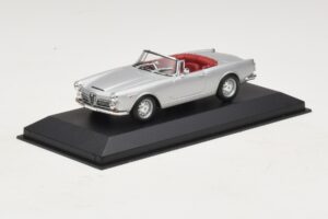 Alfa Romeo Spider 916 3.2 V6 24V Silber Minichamps 1:43 400120330 Druckguss — Bild 2 von 5