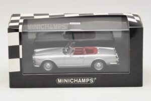 Alfa Romeo Spider 916 3.2 V6 24V Silber Minichamps 1:43 400120330 Druckguss — Bild 4 von 5