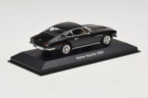 Aston Martin DBS Schwarz Maxichamps 1:43 940137601 Druckguss — Bild 2 von 5