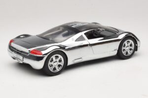 Audi Avus Quattro Chrome Silver Revell 1:18 08830 Druckguss — Bild 3 von 8