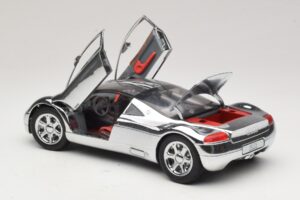 Audi Avus Quattro Chrome Silver Revell 1:18 08830 Druckguss — Bild 5 von 8