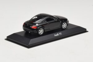 Audi TT 8N Schwarz Maxichamps 1:43 940017221 Druckguss — Bild 2 von 5