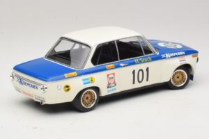 BMW 2002 #101 Koepchen H-J. Stuck Internationales ADAC 500km Eifelpokalrennen 1971 Minichamps 1:18 155702701 Druckguss — Bild 2 von 6