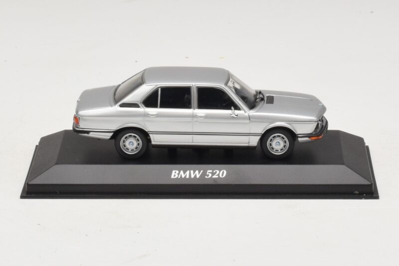 BMW 520 E12 Silber Maxichamps 1:43 940023000 Druckguss