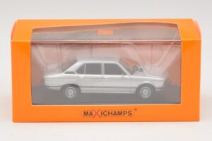 BMW 520 E12 Silber Maxichamps 1:43 940023000 Druckguss — Bild 5 von 5