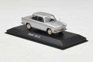 BMW 700 LS Silber Maxichamps 1:43 940023700 Druckguss — Bild 3 von 5