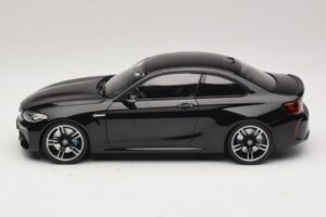 BMW M2 F87 Schwarz Metallic Minichamps 1:18 155026100 Druckguss — Bild 3 von 6