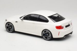 BMW M2 F87 Weiß Minichamps 1:18 155026104 Druckguss — Bild 5 von 6