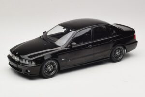 BMW M5 E39 Schwarz KK-Scale 1:18 KKDC181623 Druckguss