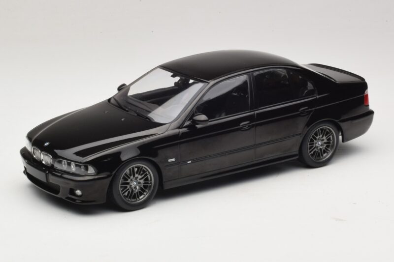 BMW M5 E39 Schwarz KK-Scale 1:18 KKDC181623 Druckguss