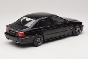BMW M5 E39 Schwarz KK-Scale 1:18 KKDC181623 Druckguss — Bild 2 von 6