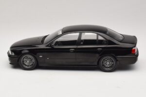 BMW M5 E39 Schwarz KK-Scale 1:18 KKDC181623 Druckguss — Bild 3 von 6