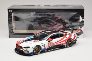 BMW M8 GTE #25 BMW Team RLL B. Auberlen / A. Sims 6 Hours of Watkins Glen 2018 Minichamps 1:18 155182995 Druckguss — Bild 6 von 6