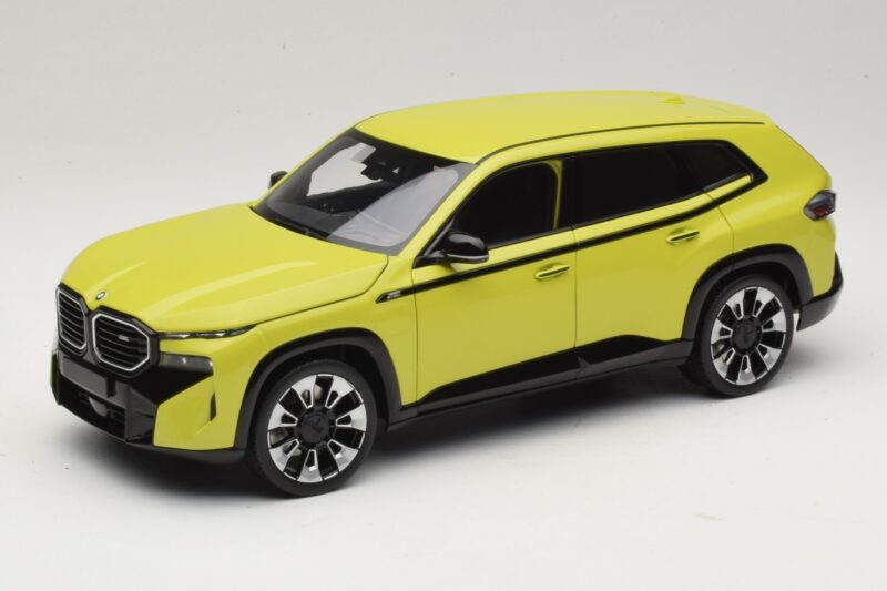 BMW XM G09 Gelb Minichamps 1:18 110023302 Druckguss