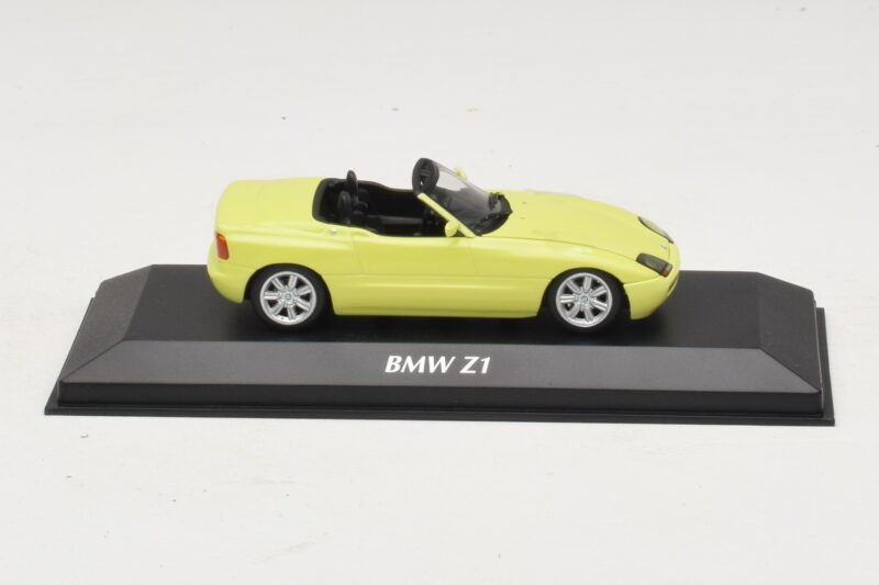 BMW Z1 E30 Gelb Maxichamps 1:43 BMW Z1 E30 Gelb Maxichamps 1:43 940020100 Diecast