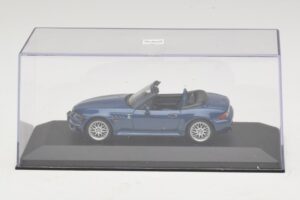 BMW Z3 E36/7 1.8 M Package Blau Ersatzkarton Minichamps 1:43 80429411714-R1 Druckguss — Bild 4 von 5