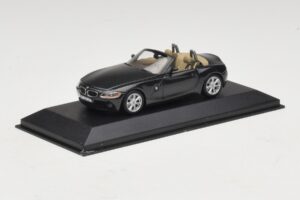 BMW Z4 E85 Schwarz Metallic Ersatzkarton Minichamps 1:43 80420144055-R1 Druckguss — Bild 2 von 5