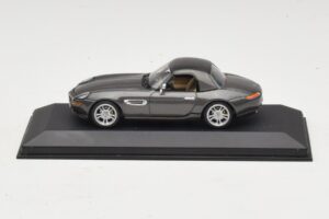 BMW Z8 E52 Hardtop Grau Minichamps 1:43 BMW022 Druckguss