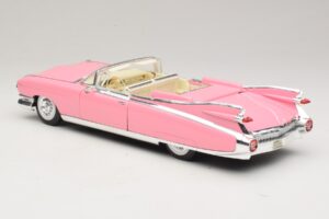 Cadillac Eldorado Biarritz Pink Maisto 1:18 31813-P1 Druckguss — Bild 7 von 8