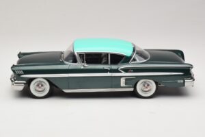 Chevrolet Bel Air Impala Coupe Dunkelgrün Metallic & Grün KK-Scale 1:18 KKDC181594 Druckguss — Bild 3 von 6