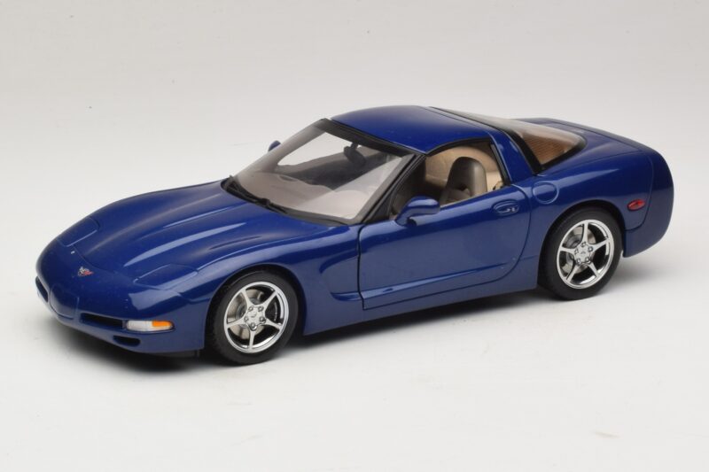 Chevrolet Corvette C5 Commemorative Edition Blau AUTOart 1:18 71157 Druckguss