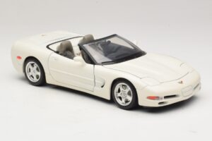 Chevrolet Corvette C5 Cabrio Weiß Bburago 1:18 3076-P1 Druckguss — Bild 6 von 8