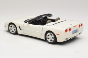 Chevrolet Corvette C5 Cabrio Weiß Bburago 1:18 3076-P1 Druckguss — Bild 7 von 8