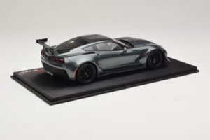 Chevrolet Corvette C7 ZR-1 Shadow Grey Metallic TopSpeed 1:18 TS0148 Resin — Bild 2 von 6